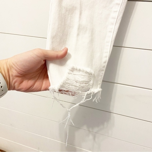 Pistola | High Rise White Copped Distressed Hem Jeans Size 24 - Picture 6 of 14